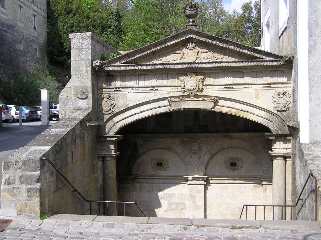 La fontaine des Quatre Tias à Fontenay le Comte