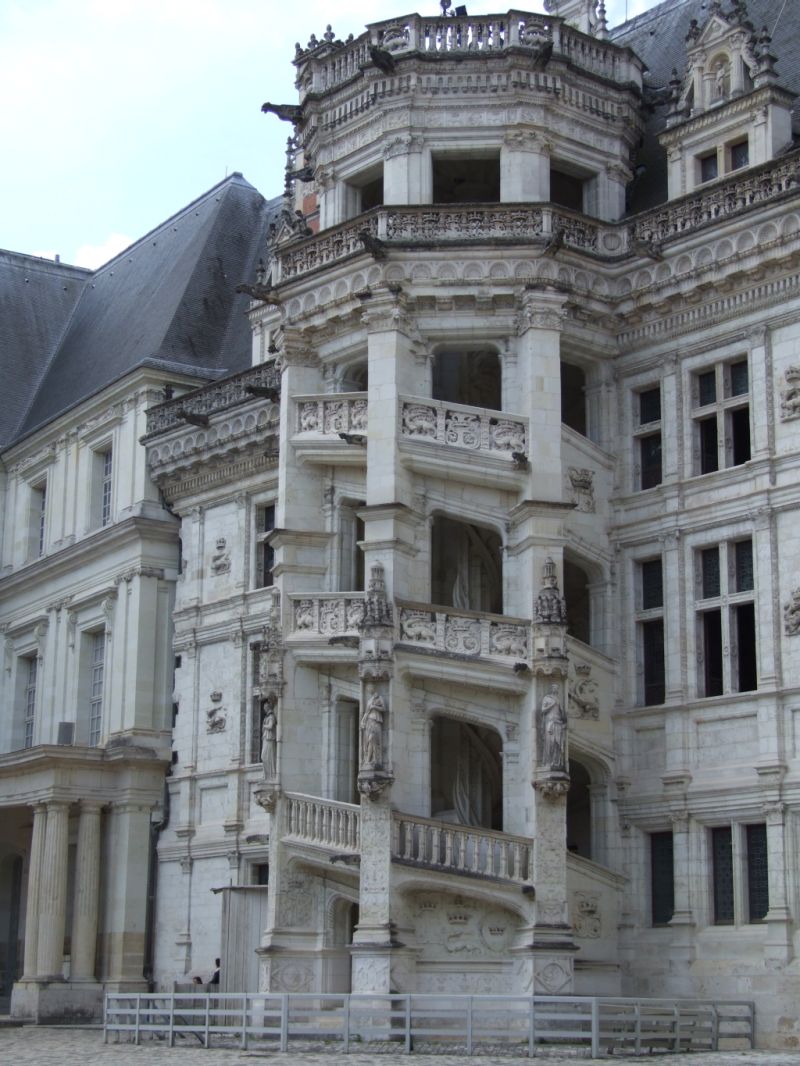 l'escalier du château de Blois