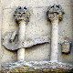 Armes royales sur une façade monumentale de Séville