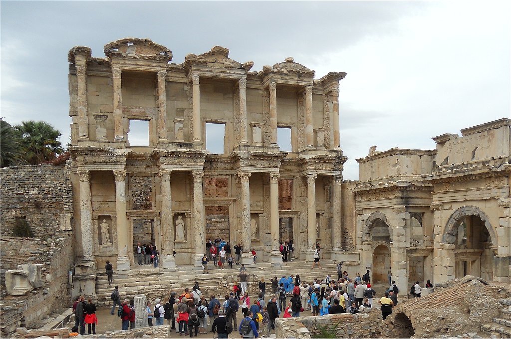 Bibliothèque de Celsus à Ephèse.