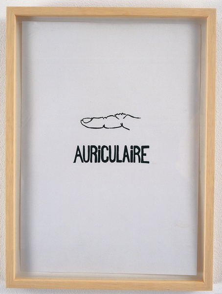 visuel du carton d'invitation de l'exposition "Il faut donner un nom aux choses"