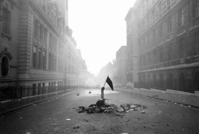 photographie de Gilles Caron, Mai 68, rue saint jacques, Paris