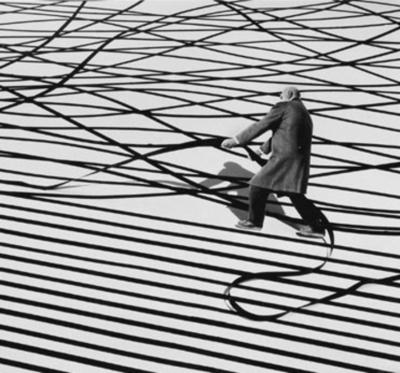 gilbert-garcin-l8217esthetique-l8217absurde-L-1.jpeg