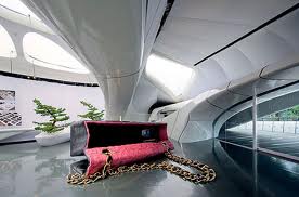 Zaha hadid, le shox room de Chanel, vue interieure.