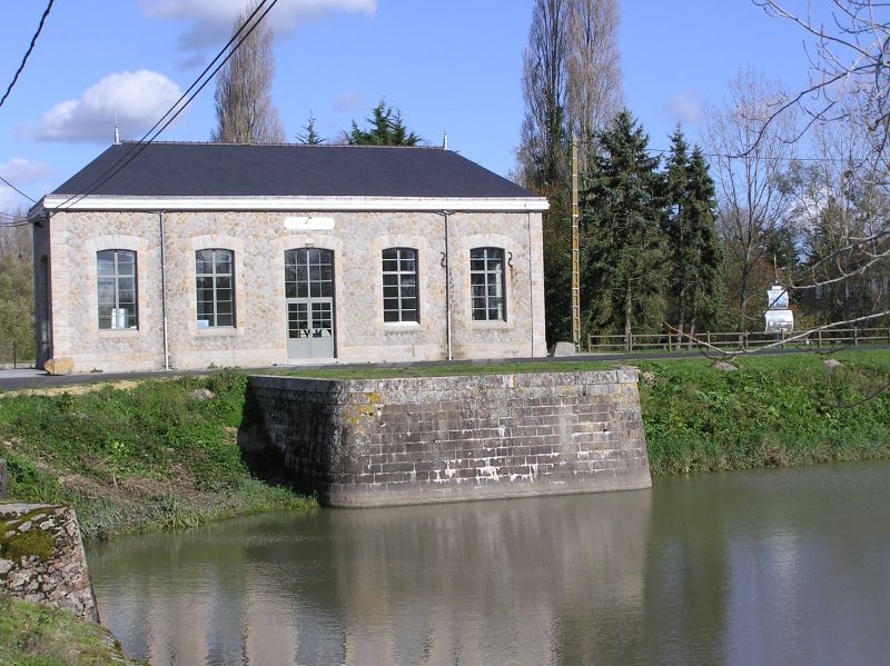 le bâtiment de la machinerie des Champs-Neufs