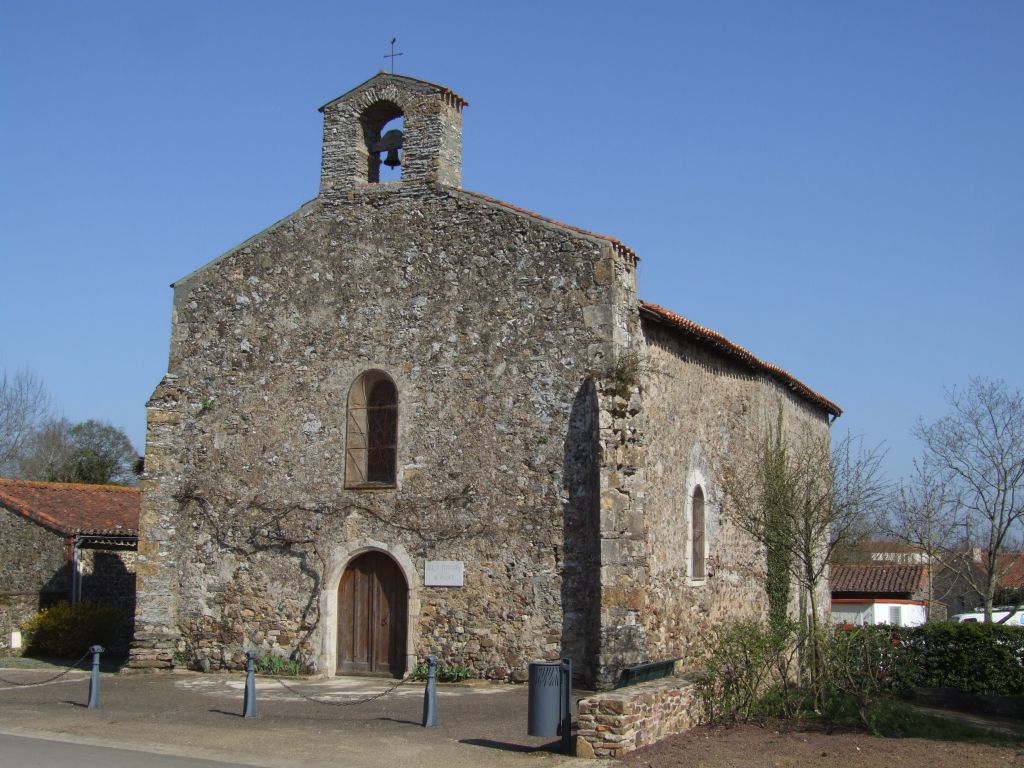 Le temple de l'Église Réformée à Saint-Prouant  (Vendée)