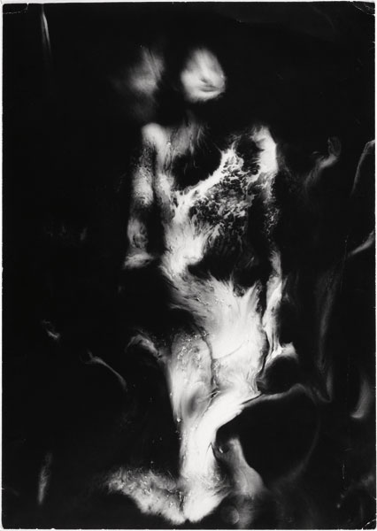 Ubac Raoul, La Nébuleuse, épreuve gélatino-argentique, brulage, tirage d'époque, 40x28 cm, po